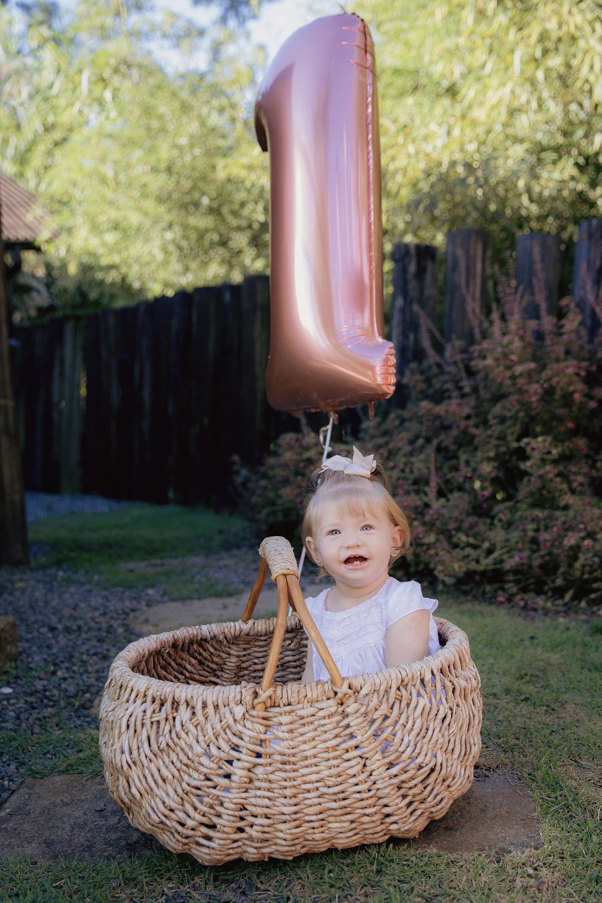 acompanhamento infantil - ensaio em casa - Acompanhamento Luisa - fotografos jaragua do sul - fotografia infantil - chroma fotografia