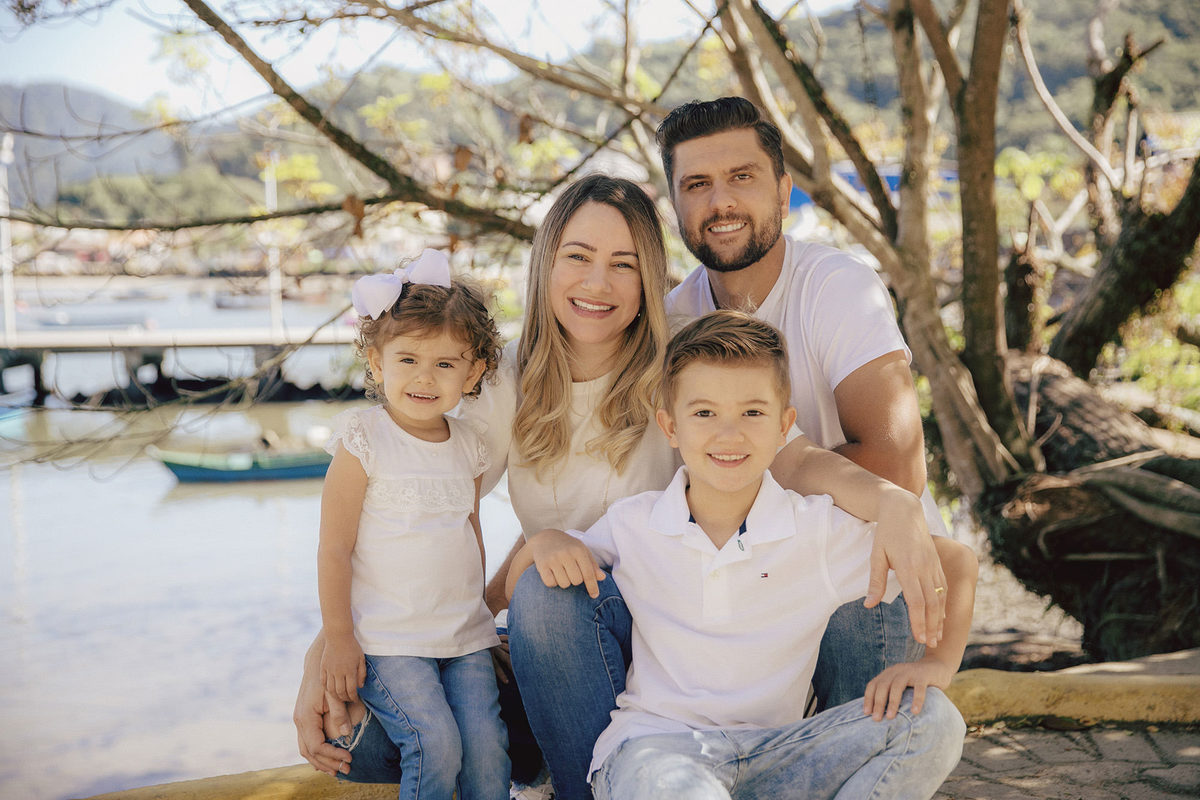 ensaio familia - ensaio externo - ensaio fotografico - ensaio em itapema - fotografos de familia - fotografos de itapema - chroma fotografia