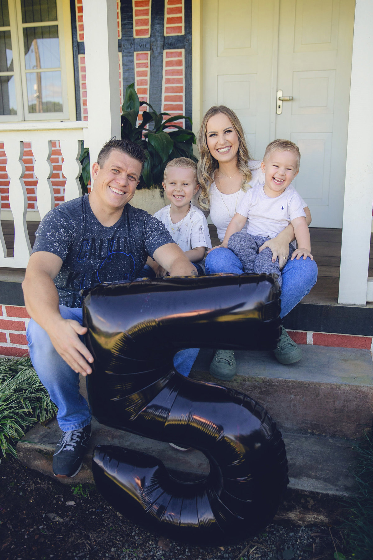 ensaio fotografico - ensaio de aniversario - enzo 5 anos - ensaio em jaragua do sul - ensaio externo - fotografia de familia - chroma fotografia