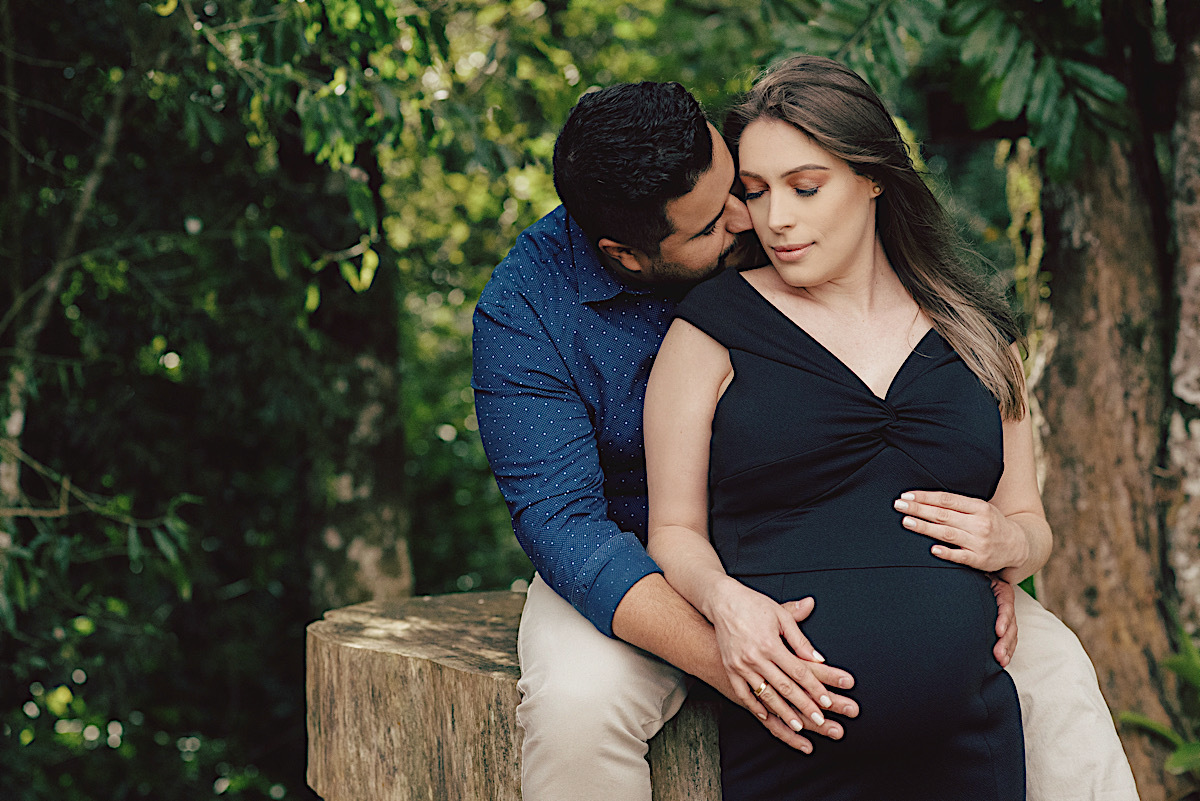 ensaio gestante - ensaio em casa - mae de primeira viagem - mae de menina - maternidade real - chroma fotografia - fotografo sc - fotografo sao bento do sul