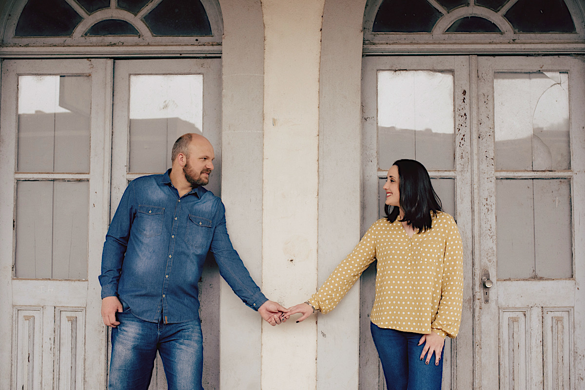 ensaio casal - rio vermelho - ensaio ao ar livre - ensaio com neblina - sao bento do sul - chroma fotografia