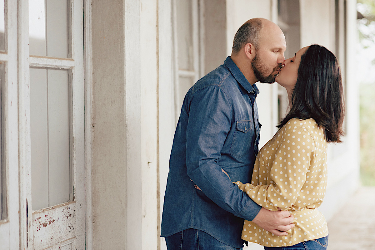 ensaio casal - rio vermelho - ensaio ao ar livre - ensaio com neblina - sao bento do sul - chroma fotografia