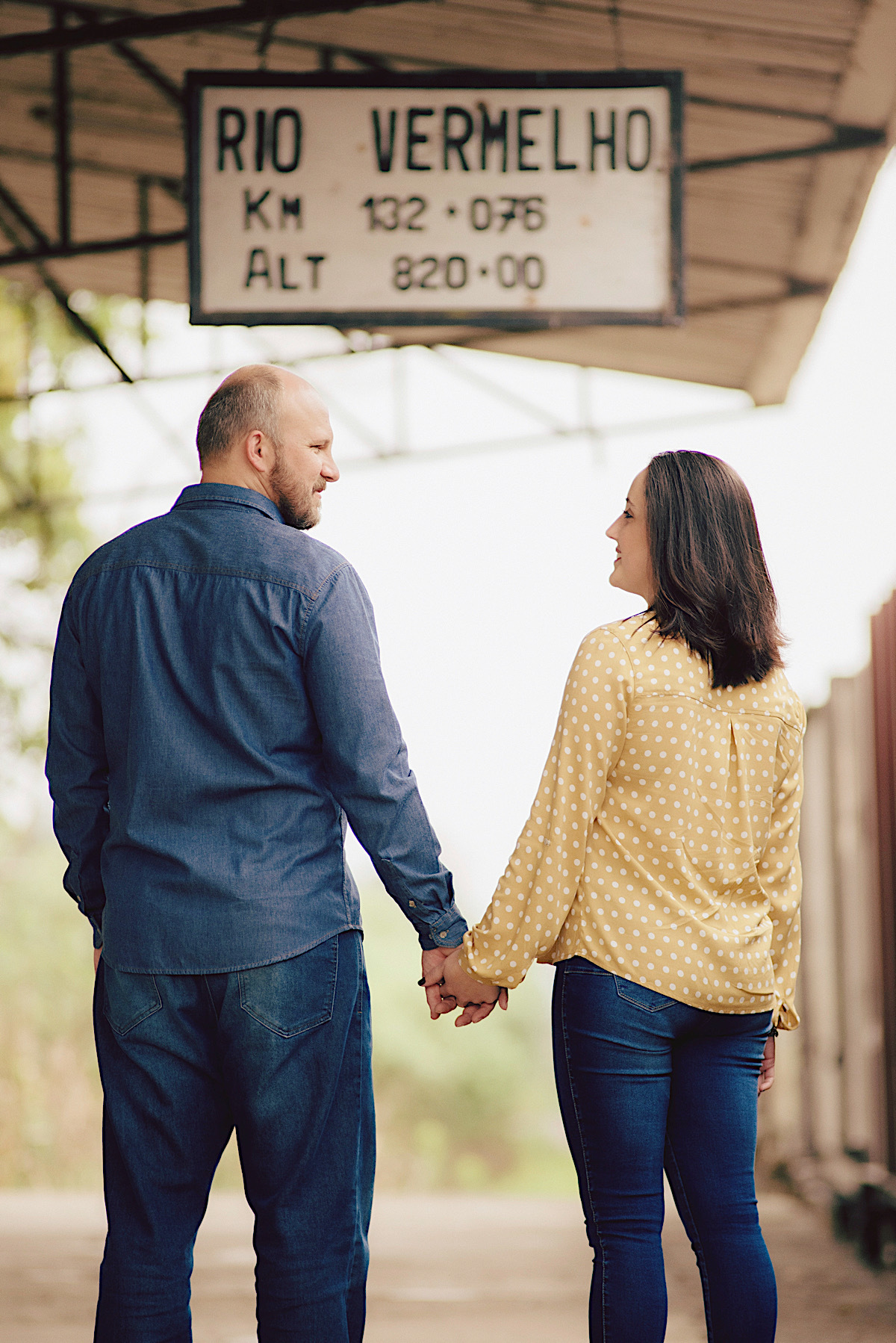 ensaio casal - rio vermelho - ensaio ao ar livre - ensaio com neblina - sao bento do sul - chroma fotografia
