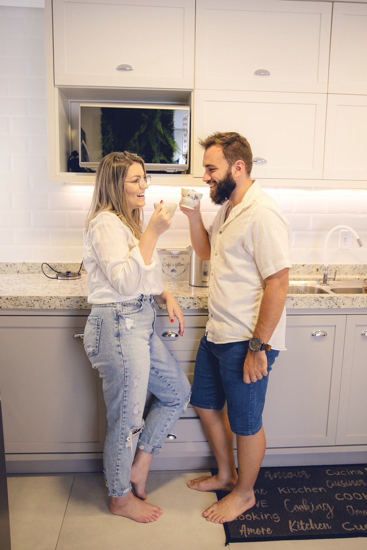 ensaio casal - ensaio em casa - ensaio fotografico - ensaio em camboriu - fotografia de familia - fotografos itapema - fotografia lifesyle - chroma fotografia - Amanda e Marcelo