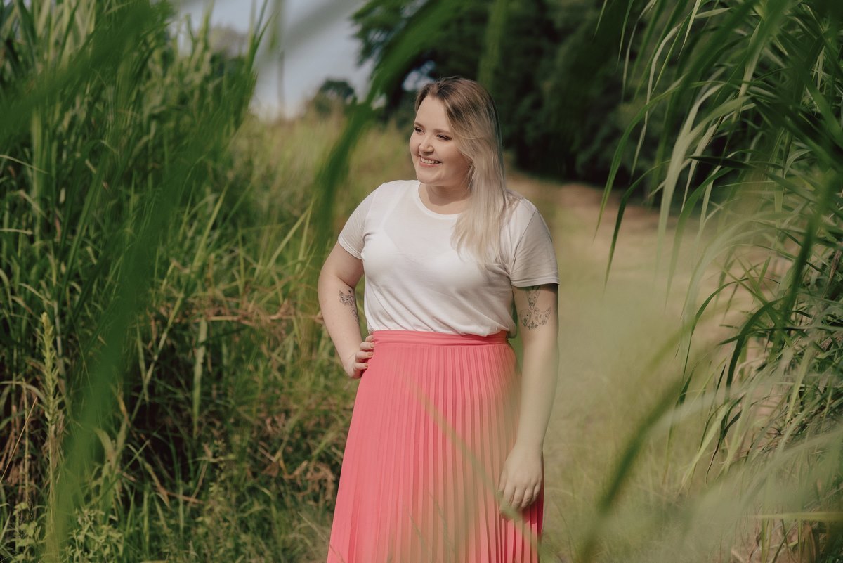 ensaio individual - ensaio fotografico - rio negrinho -  beleza feminina - ensaio com cachorro - chroma fotografia