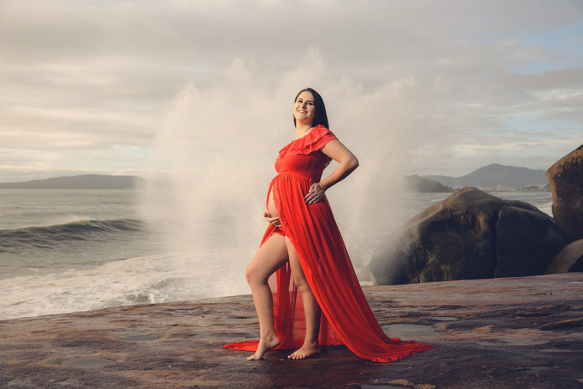 ensaio gestante - gestante - ensaio gestante na praia - ensaio na praia - ensaio em itapema - fotografos itapema - fotografia de familia - Laura e Pedro a espera de Luara - chroma fotografia