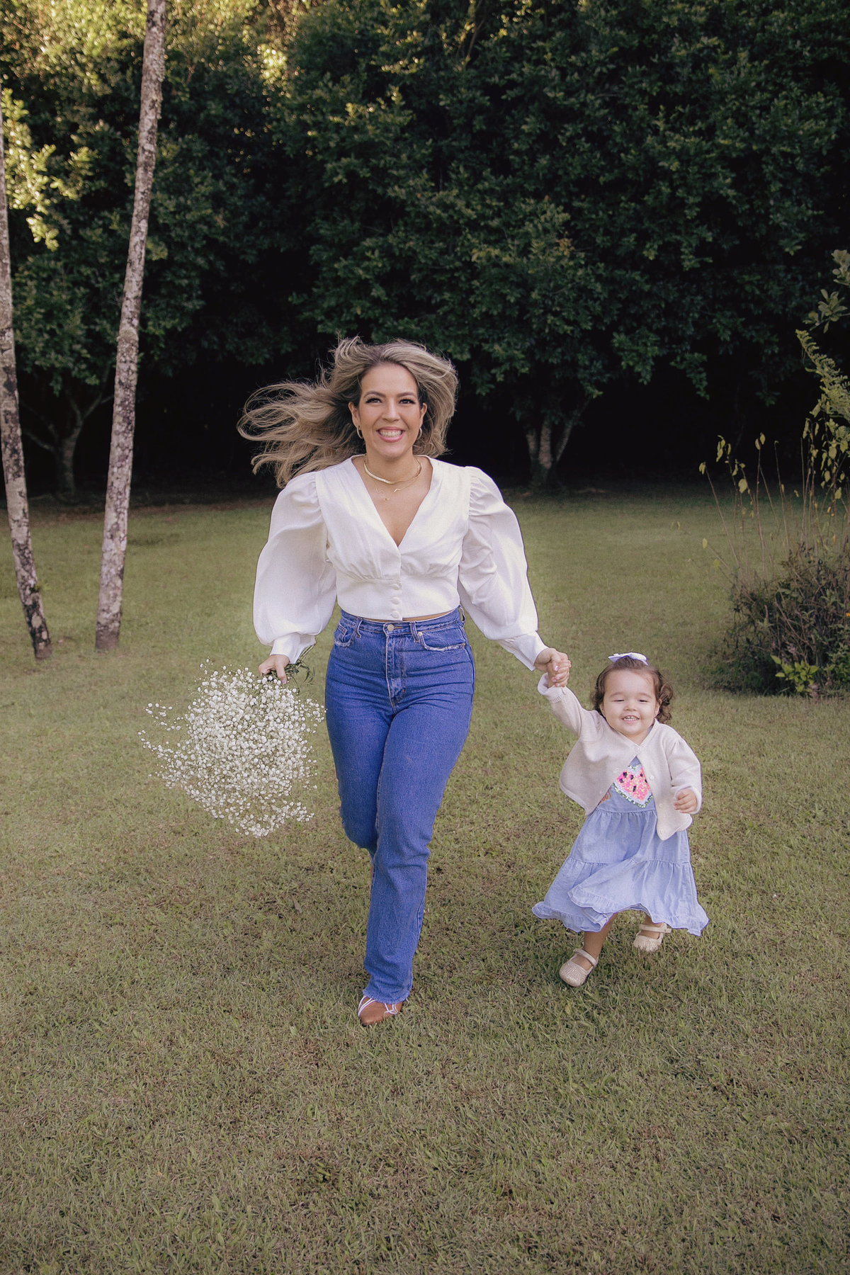 ensaio fotografico - ensaio externo - ensaio mae e filha - ensaio familia - ensaio Tayana e Laura - ensaio em balneario camboriu - fotografia infantil - fotografia de familia - chroma fotografia