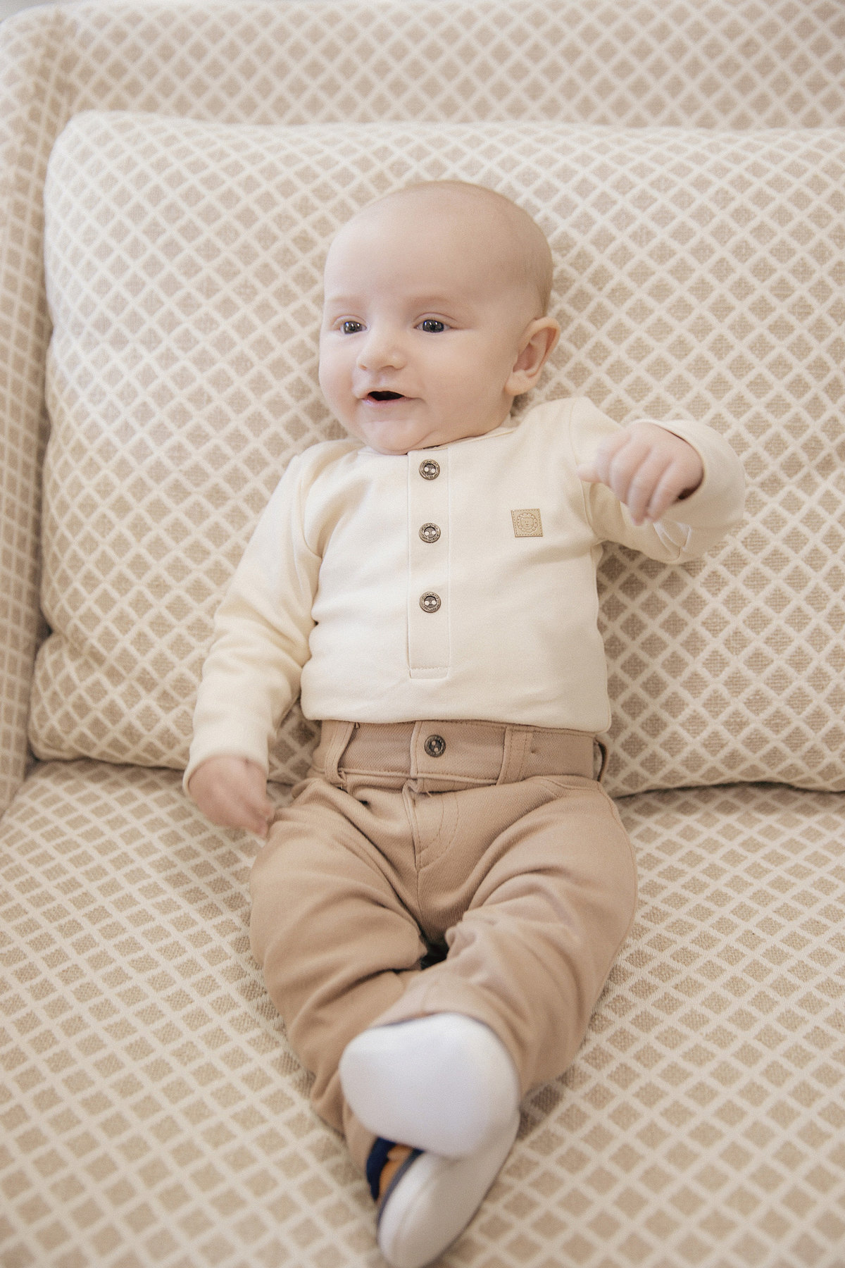 ensaio infantil - ensaio de acompanhamento - fotografos de familia - acompanhamento mensal - Acompanhamento Kael - fotografos jaragua do sul - chroma fotografia