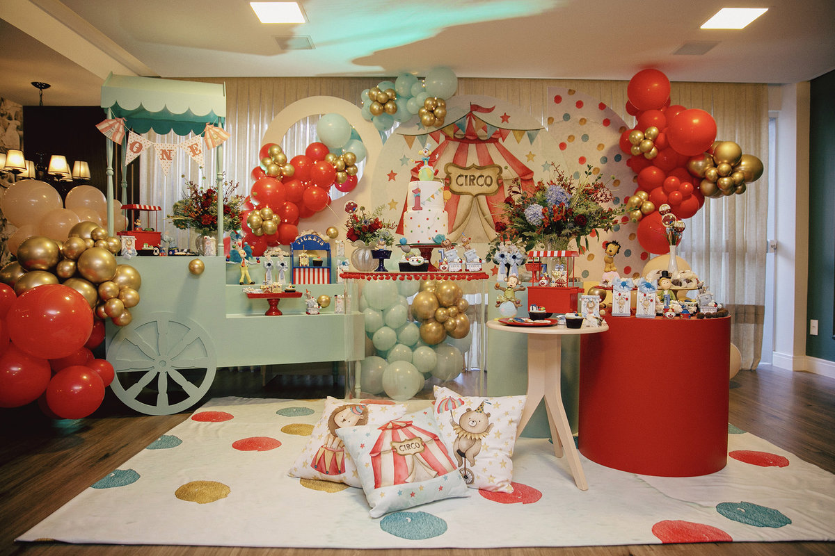 aniversario - aniversario infantil - tema circo - aniversario de circo - Bernardo 1 ano - aniversario em jaragua do sul - fotografos jaragua do sul - chroma fotografia