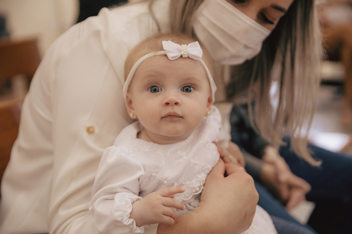 batizado - batismo - batizado gabrieli - batismo em jaraguá do sul - fotografos jaragua do sul - familia - chroma fotografia