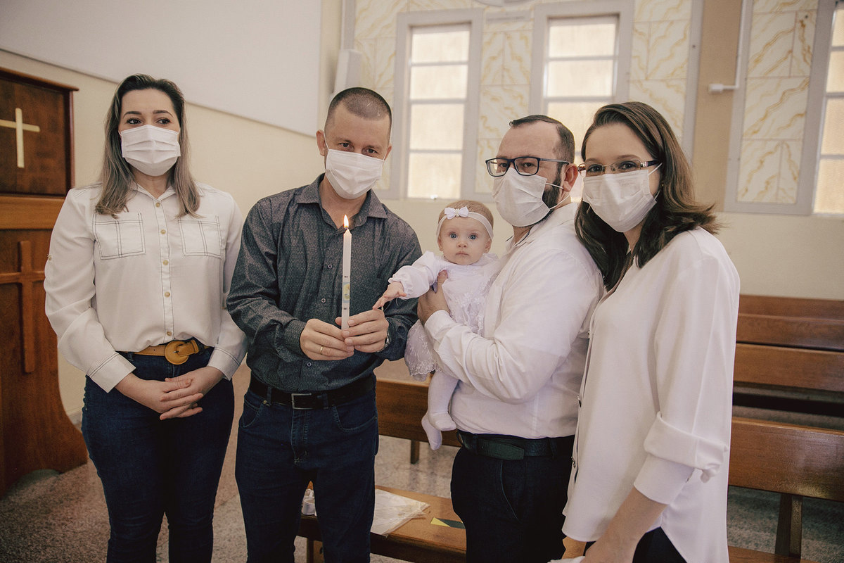 batizado - batismo - batizado gabrieli - batismo em jaraguá do sul - fotografos jaragua do sul - familia - chroma fotografia