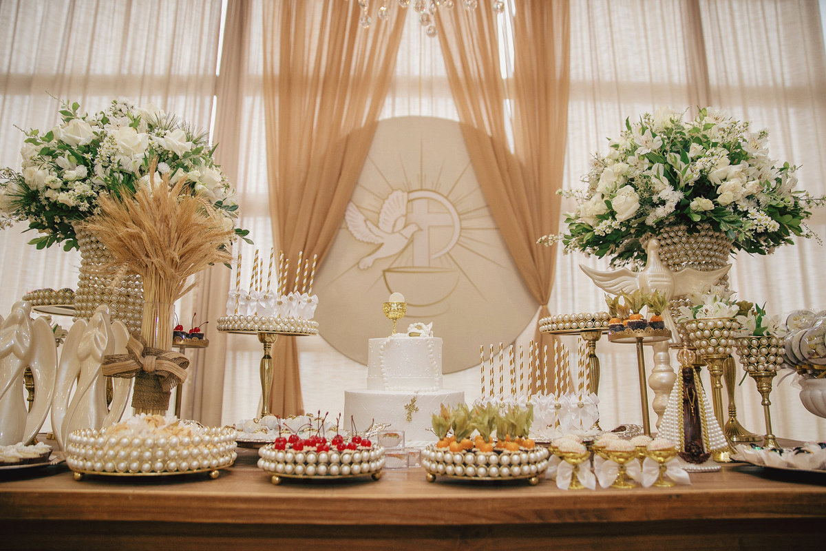 comunhao - primeira eucaristia - comunhao Gabriel - fotografos jaragua do sul - comunhao no espaco garden - chroma fotografia