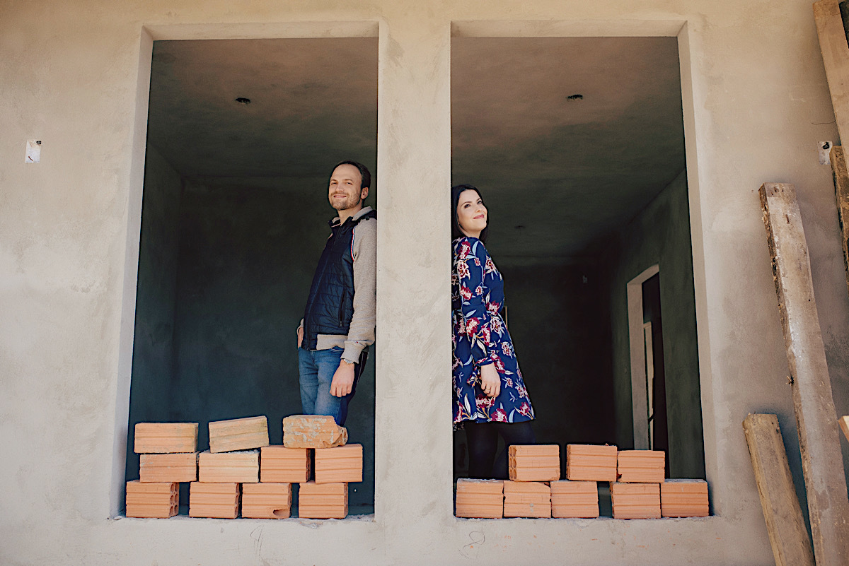 ensaio casal - obra - casa nova - sonho - lar doce lar - chroma fotografia - rio negrinho