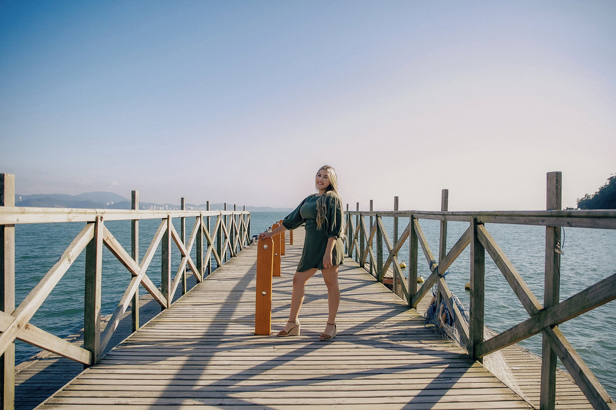 ensaio individual - ensaio 18 anos - ensaio feminino - ensaio na praia - ensaio no litoral - ensaio balneario camboriu - fotografos balneario camboriu - chroma fotografia