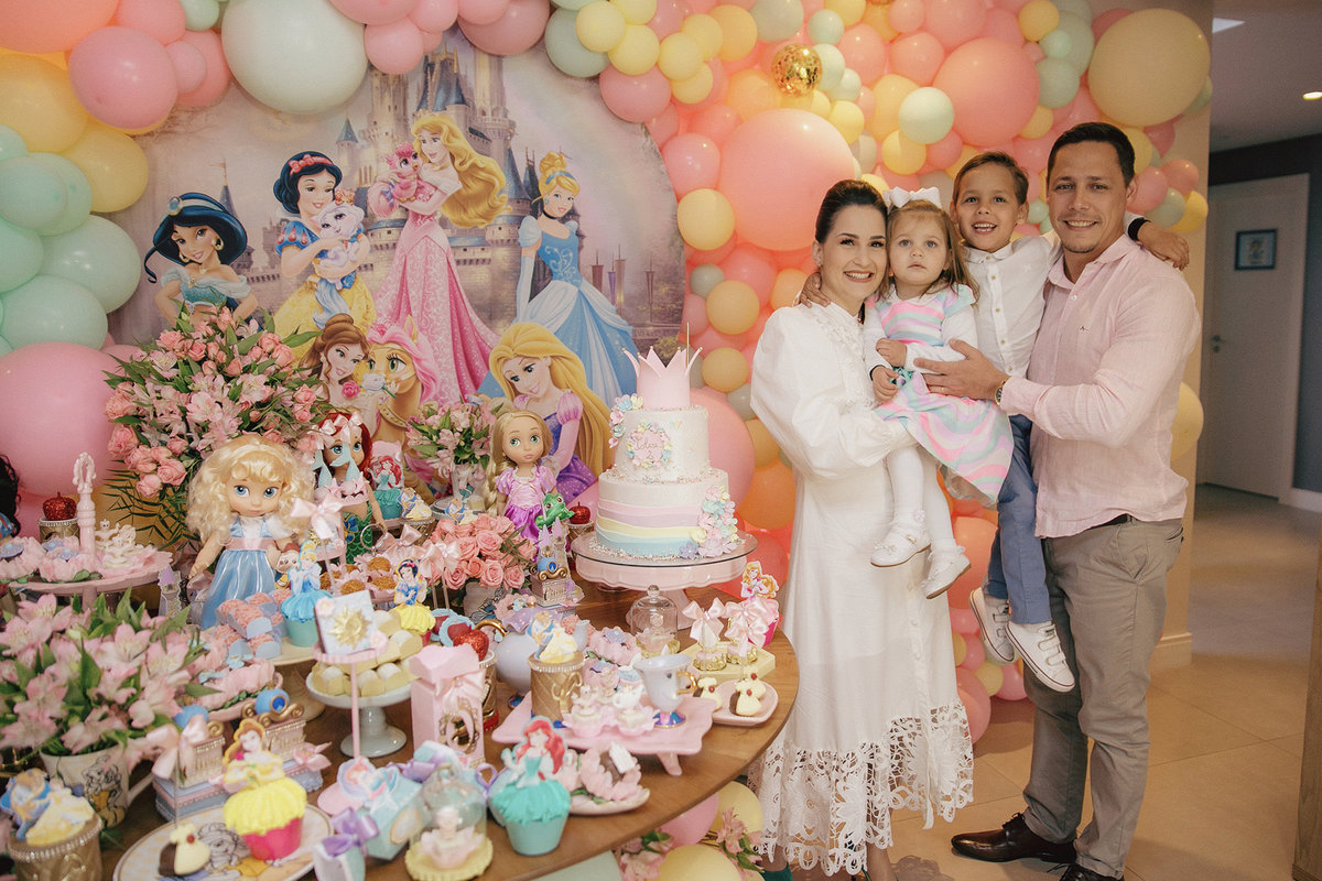aniversario - aniversario infantil - tema princesas Disney - Clara 2 Anos - aniversario em casa - fotografos jaragua do sul - chroma fotografia