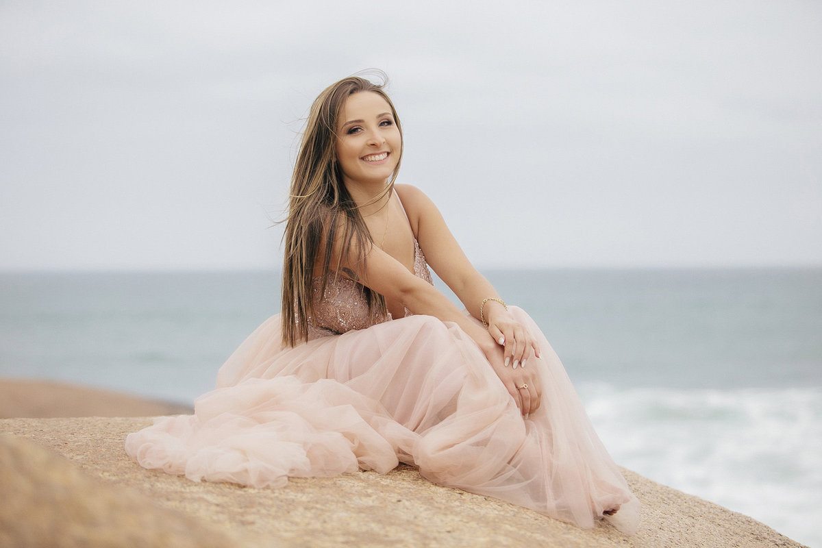 ensaio individual - ensaio na praia - ensaio no litoral - ensaio na joaquina - fotografos jaragua do sul - chroma fotografia