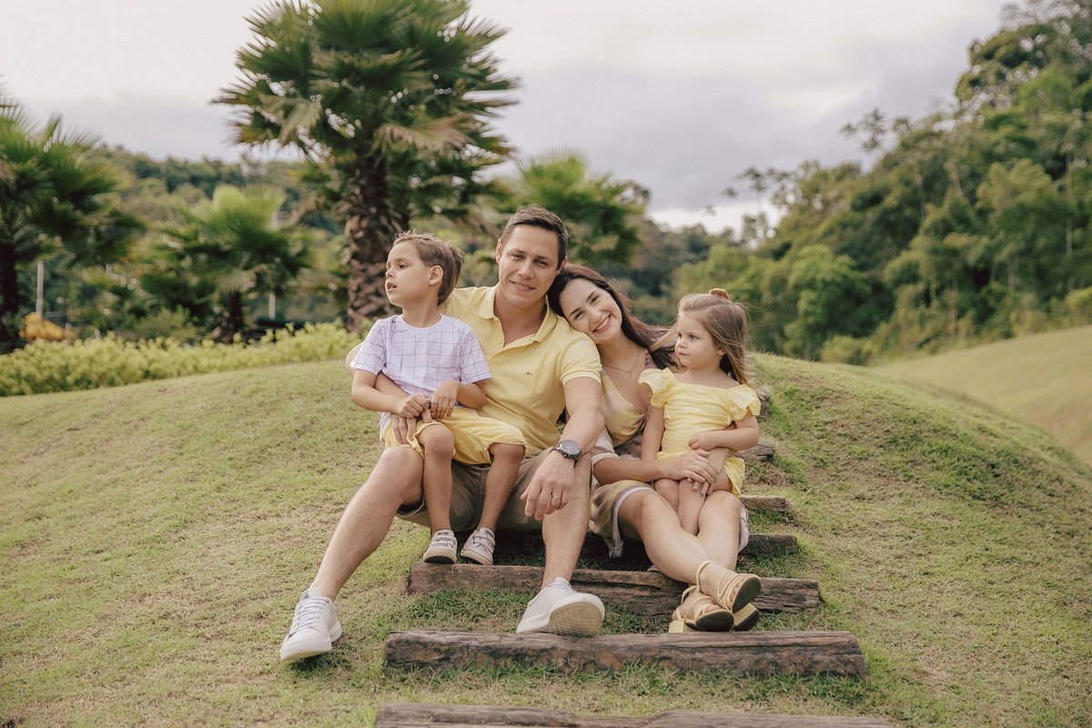 ensaio familia - familia - ensaio externo - fotografia infantil - fotografia de familia - fotografos jaragua do sul - chroma fotografia