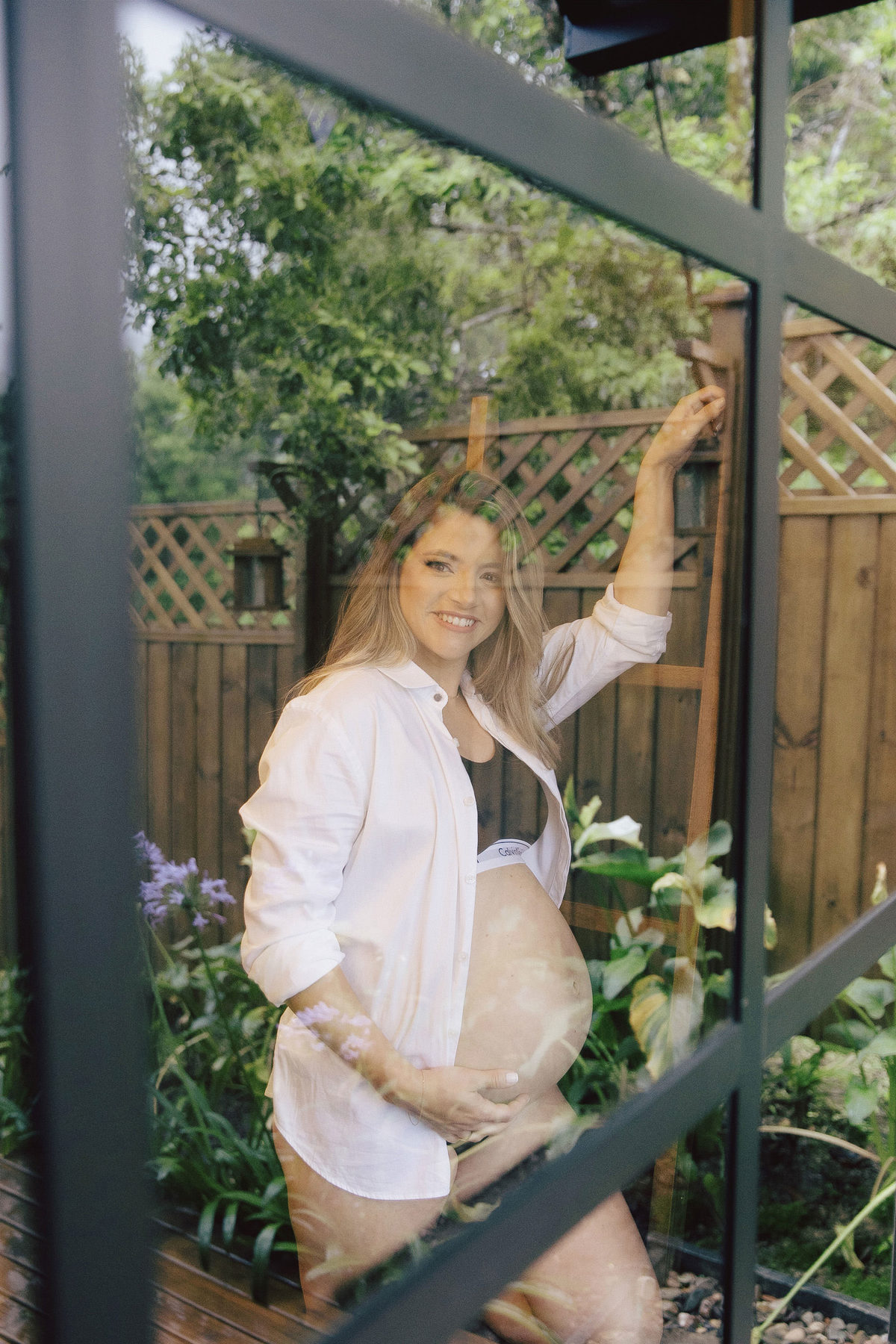 ensaio gestante - gestante - ensaio em cabana - ensaio familia - ensaio fotografico - ensaio no vale dos ventos - fotografos jaragua do sul - chroma fotografia