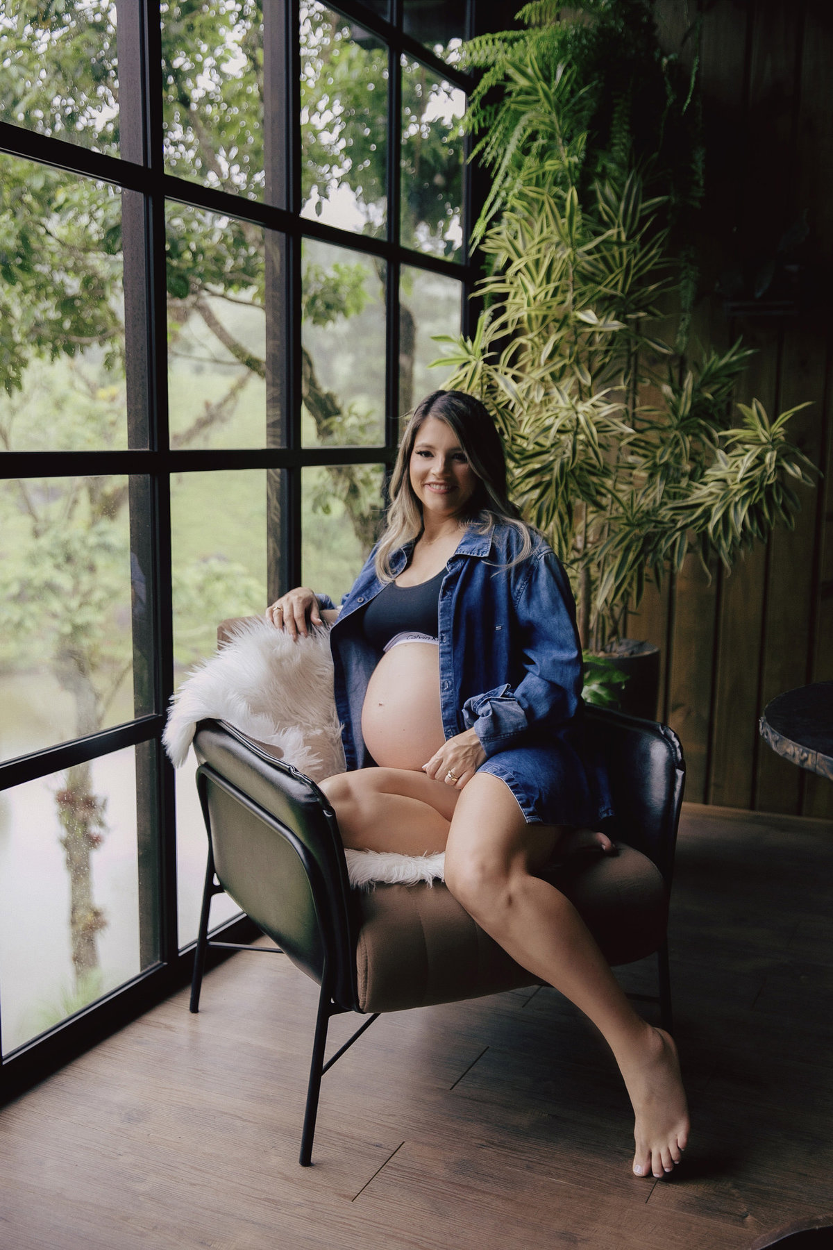 ensaio gestante - gestante - ensaio em cabana - ensaio familia - ensaio fotografico - ensaio no vale dos ventos - fotografos jaragua do sul - chroma fotografia