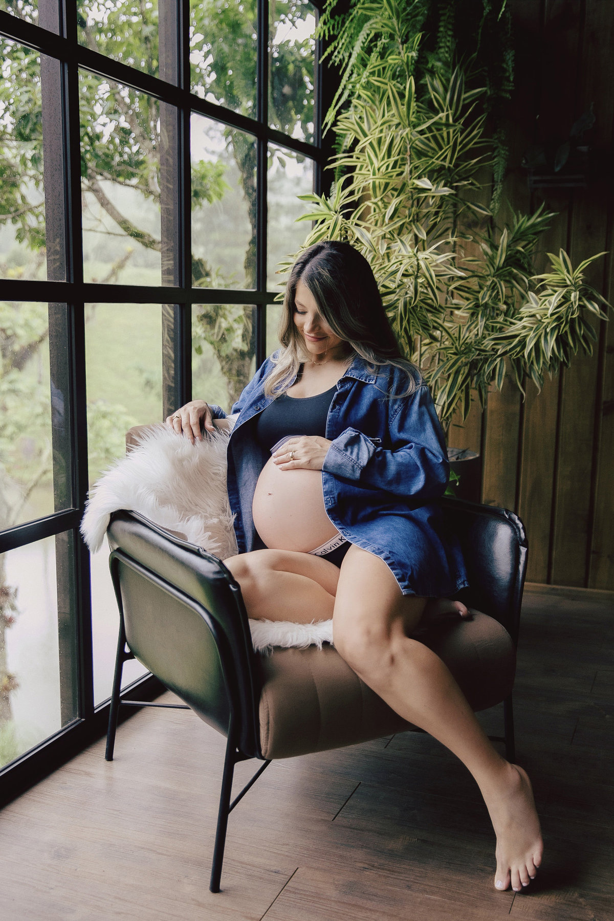 ensaio gestante - gestante - ensaio em cabana - ensaio familia - ensaio fotografico - ensaio no vale dos ventos - fotografos jaragua do sul - chroma fotografia