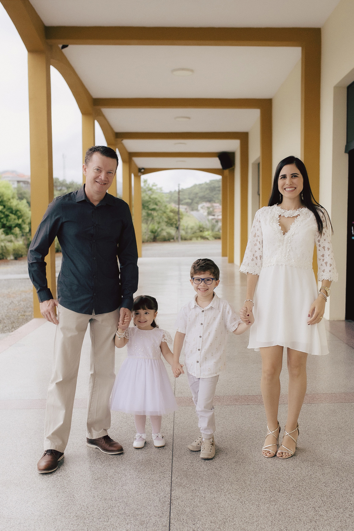 batizado - batismo - batizado Isabella - mae de menina - batismo em jaragua do sul - familia - chroma fotografia