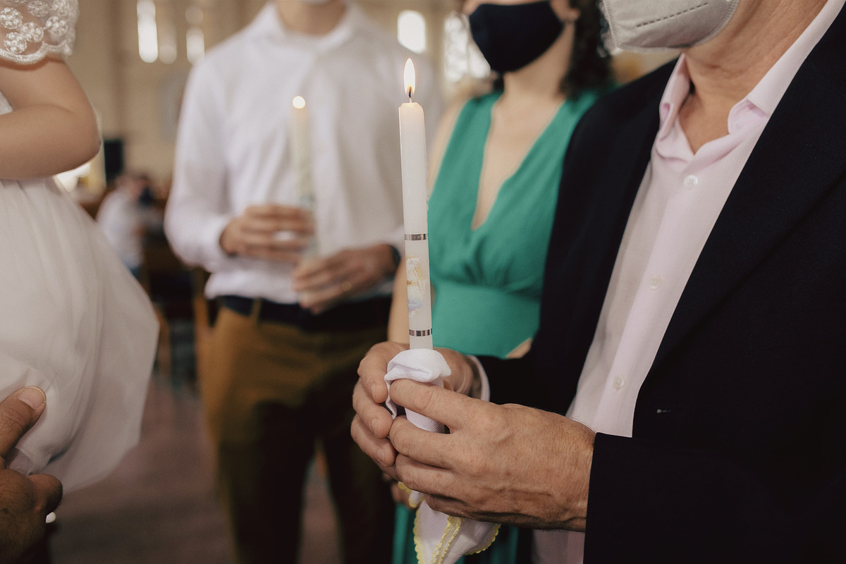 batizado - batismo - batizado Isabella - mae de menina - batismo em jaragua do sul - familia - chroma fotografia
