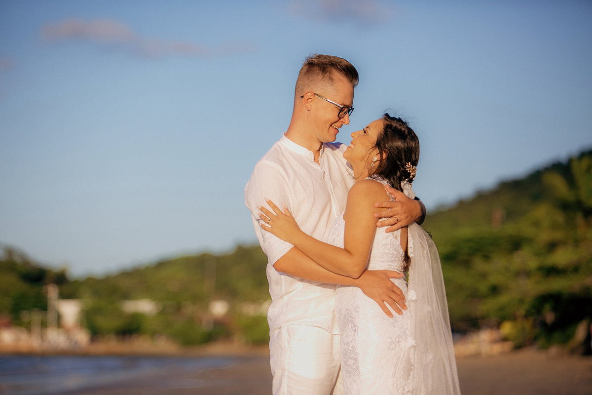casamento - casamento na praia - mini wedding- noivos  - noivas - casamento de dia - fotografia de casamento - fotografos sc - chroma fotografia