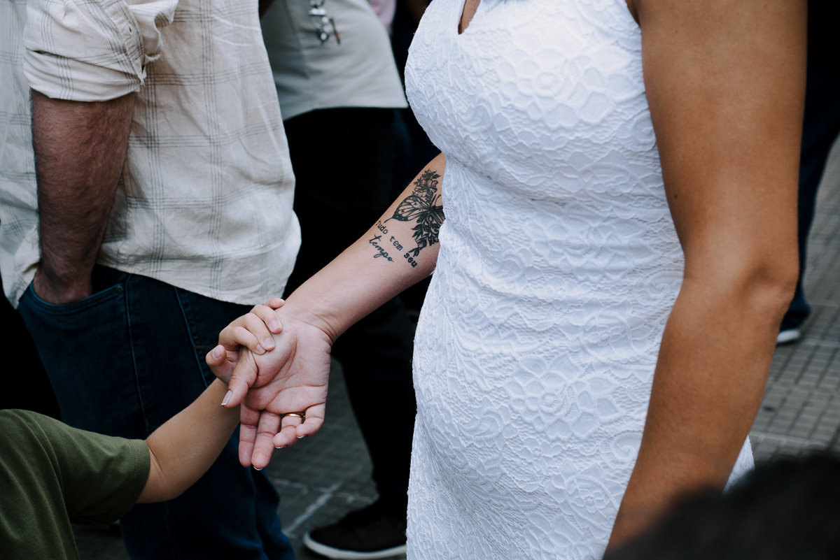 Casamento civil em Jundiaí, casamento no cartório, fotos espontâneas, fotografia documental, fotógrafo de casamento em Jundiaí, ensaio de casal natural, fotos autênticas, casamento simples, casamento intimista, cerimônia no cartório, fotógrafo lifestyle