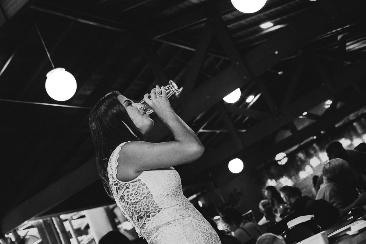 Casamento civil em Jundiaí, casamento no cartório, fotos espontâneas, fotografia documental, fotógrafo de casamento em Jundiaí, ensaio de casal natural, fotos autênticas, casamento simples, casamento intimista, cerimônia no cartório, fotógrafo lifestyle