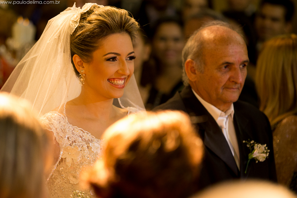 casamento, noiva, entrada, entrada da noiva, celular, convidados, foto de celular, vestido, vestido de noiva, visao dos convidados, manaus, amazonas, sao sebastiao, angulo diferente, paulo de lima