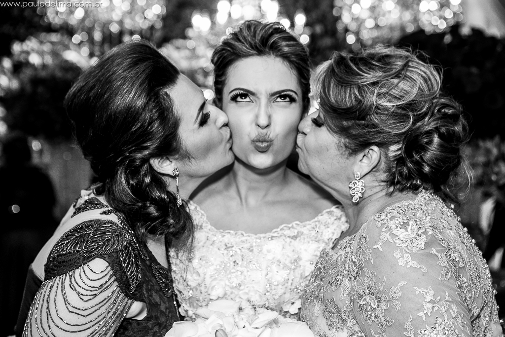 casamento, preto e branco, pb, noivo, noiva, manaus, amazonas, paulo de lima, unic eventos, cerimonial unic, sanduiche de beijo, beijo, mae, irma, engracado, careta, divertido, criativo