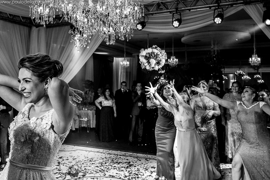 casamento, preto e branco, pb, noivo, noiva, manaus, amazonas, paulo de lima, unic eventos, cerimonial unic, jogar buque, buque de noiva, hora do desespero, pegar o buque