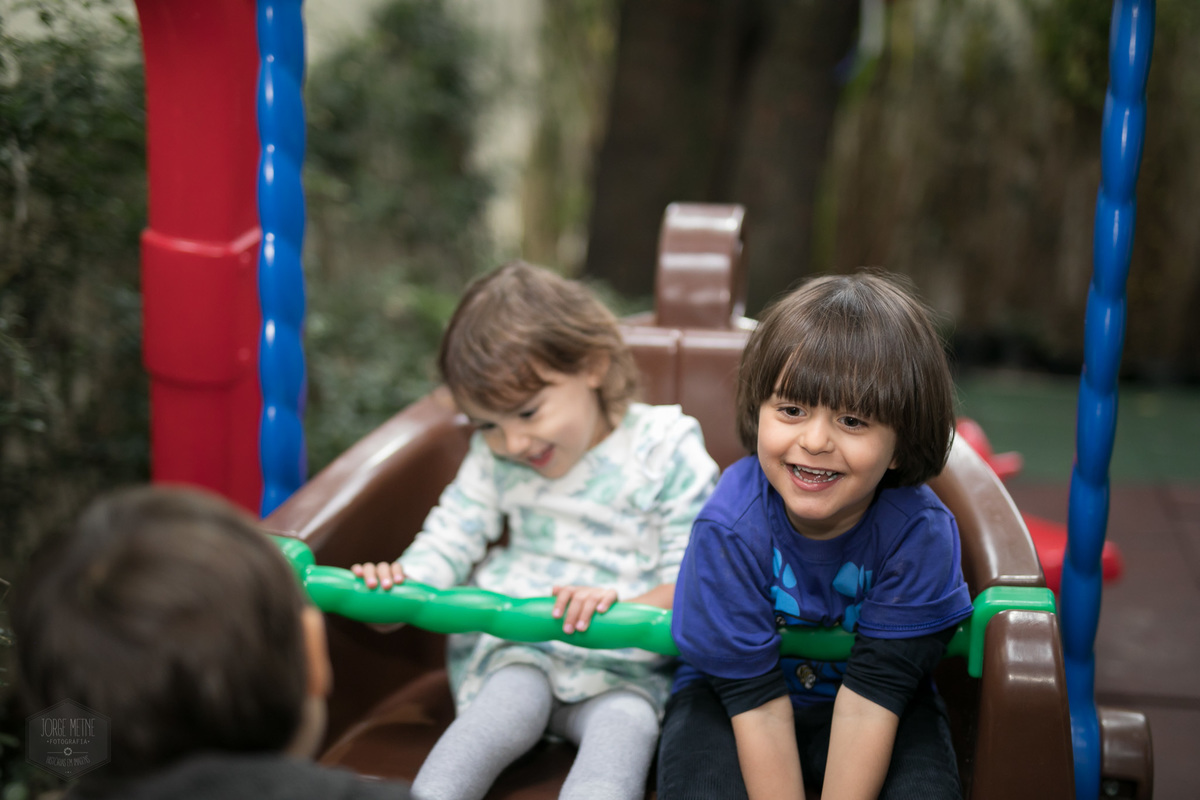 crianças se divertindo no buffet infantil espaço lá vem o sol em São Paulo