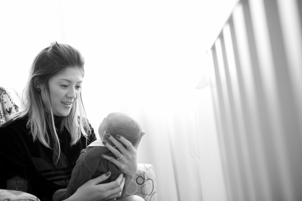 olhar de mãe para o filho fotografia lifestyle de família