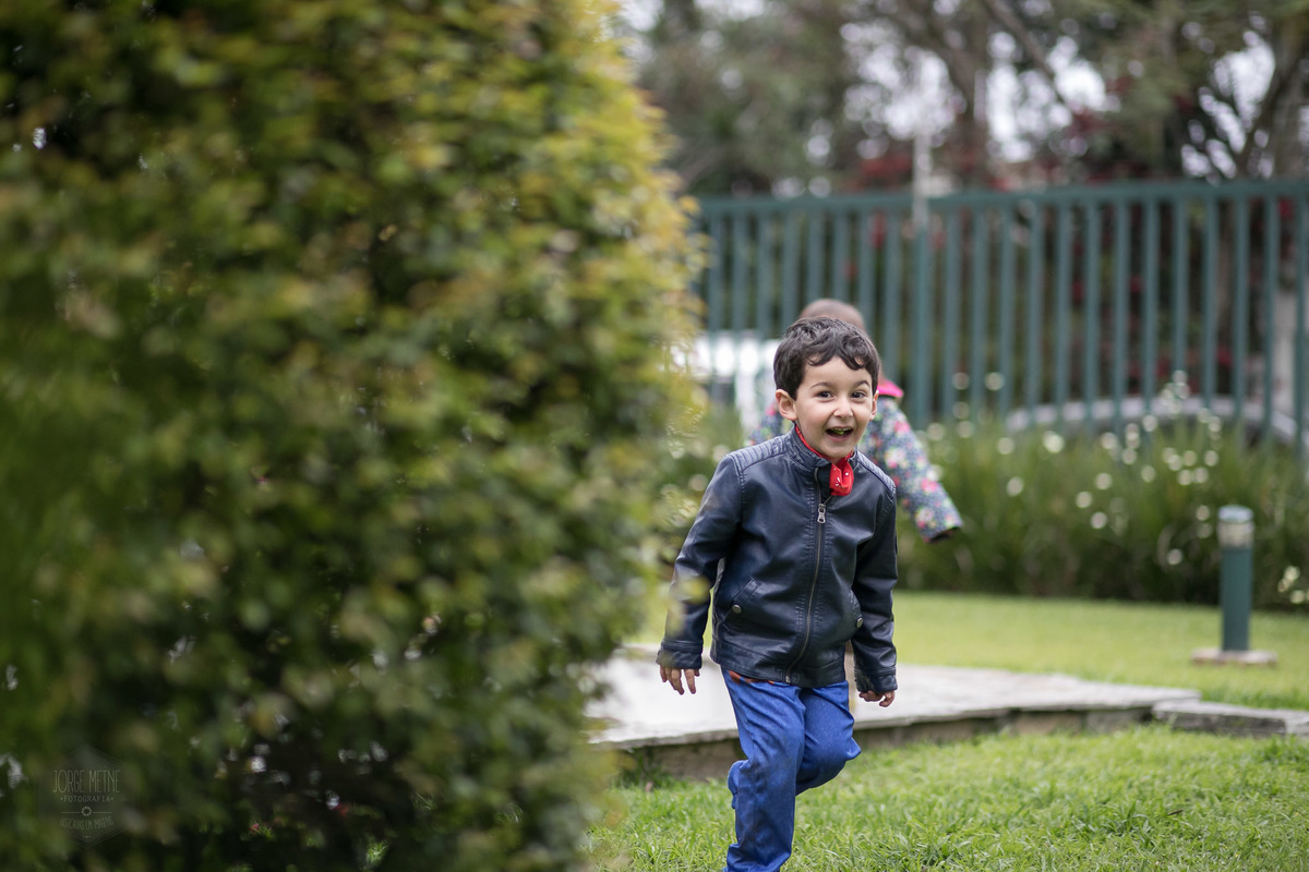 crianças brincando festa infantil 4 anos toy story