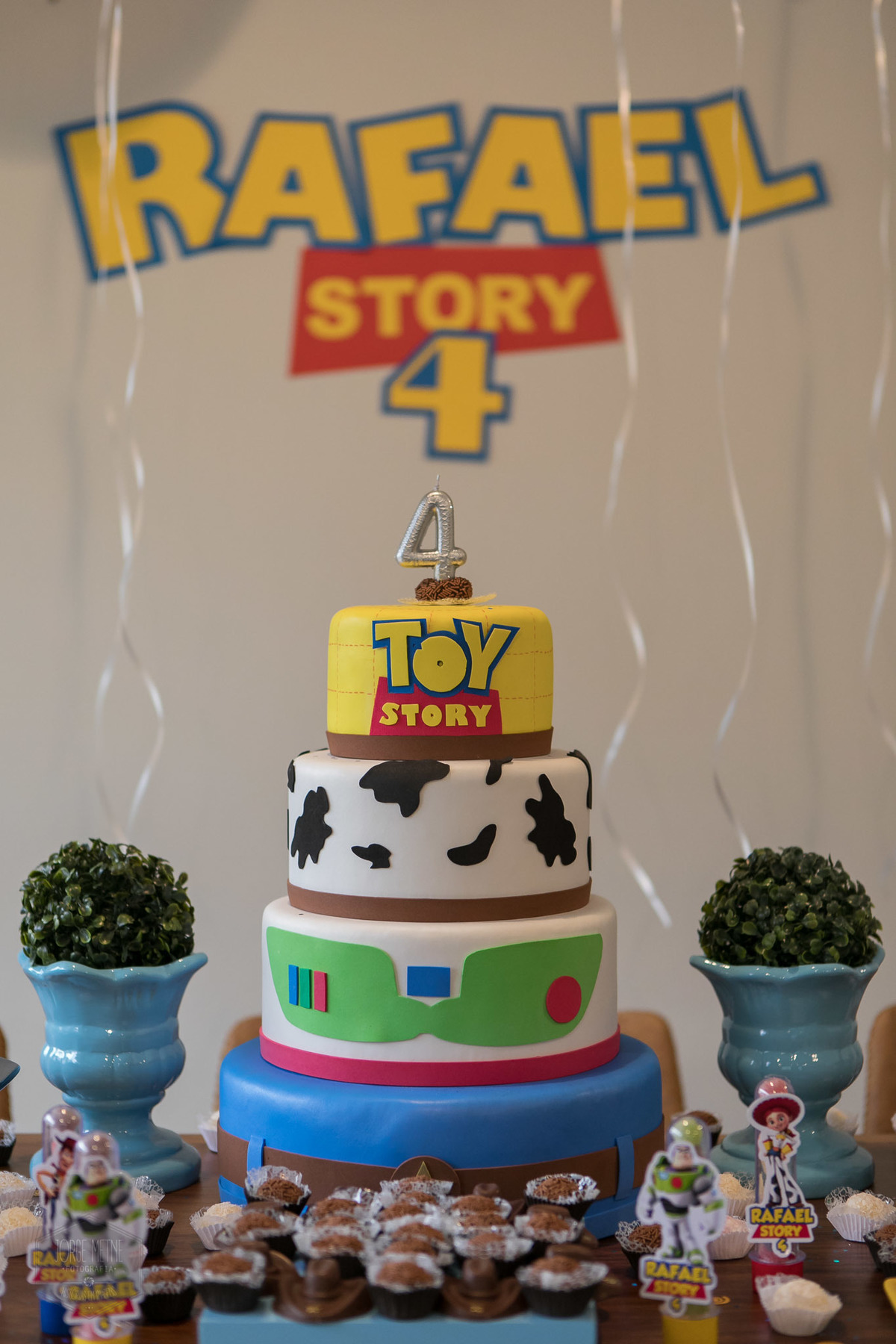 bolo toy story festa infantil 4 anos