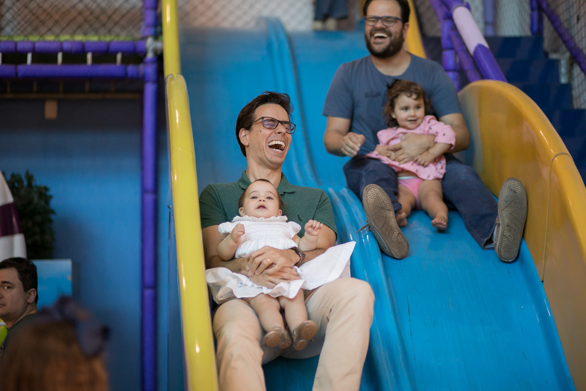 papai e filha 1 ano escorregador buffet espaço arteria moema