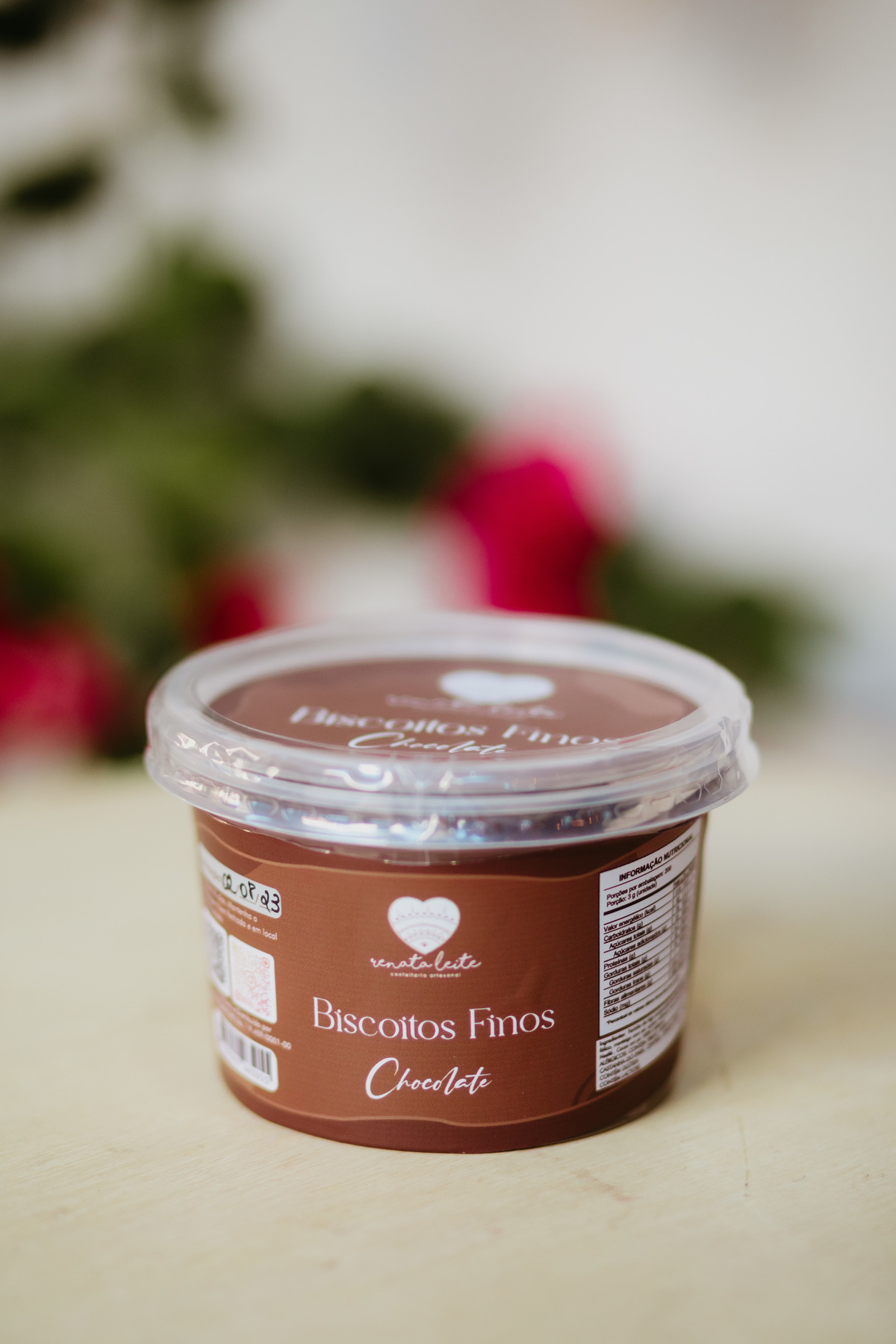 Primeiro material que desenvolvemos foram essas embalagens, e elas foram o ponto de partida para todo restante da comunicação visual da marca.