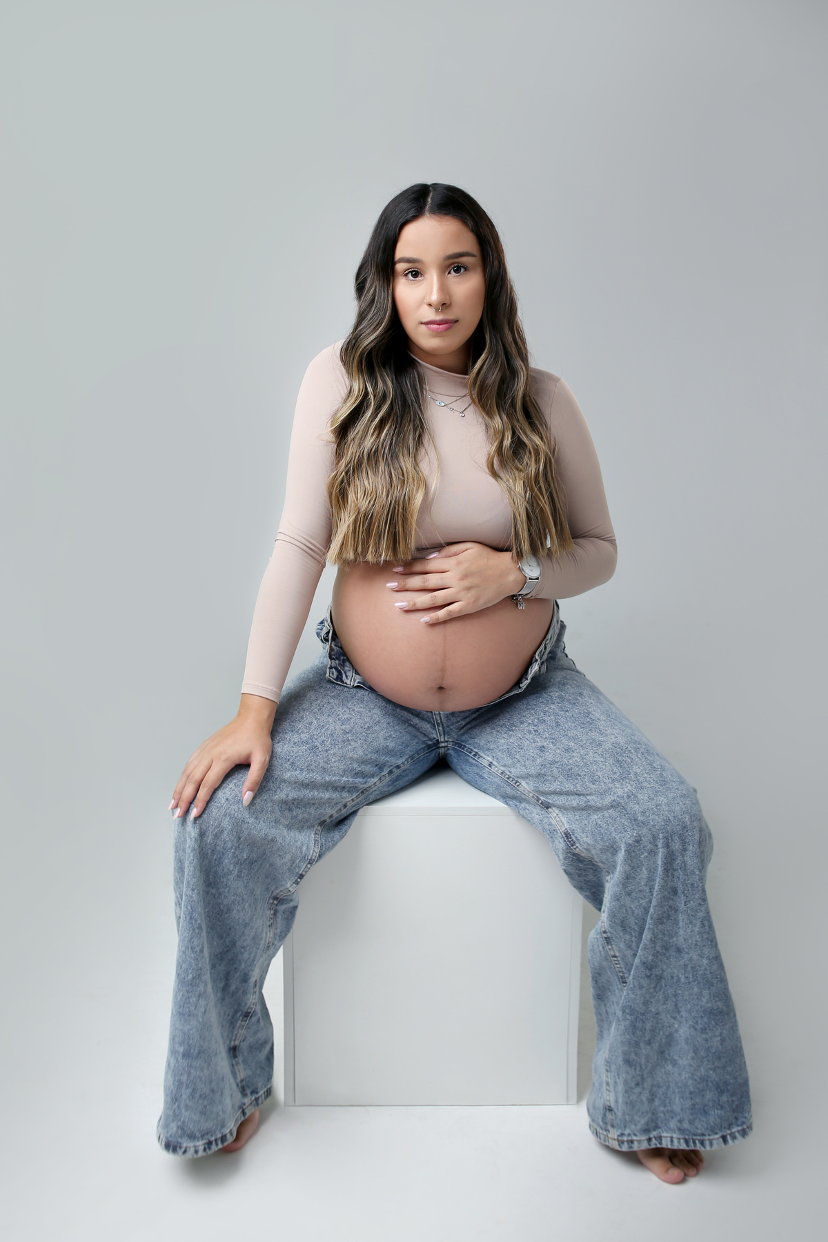 Ensaio gestante em estúdio