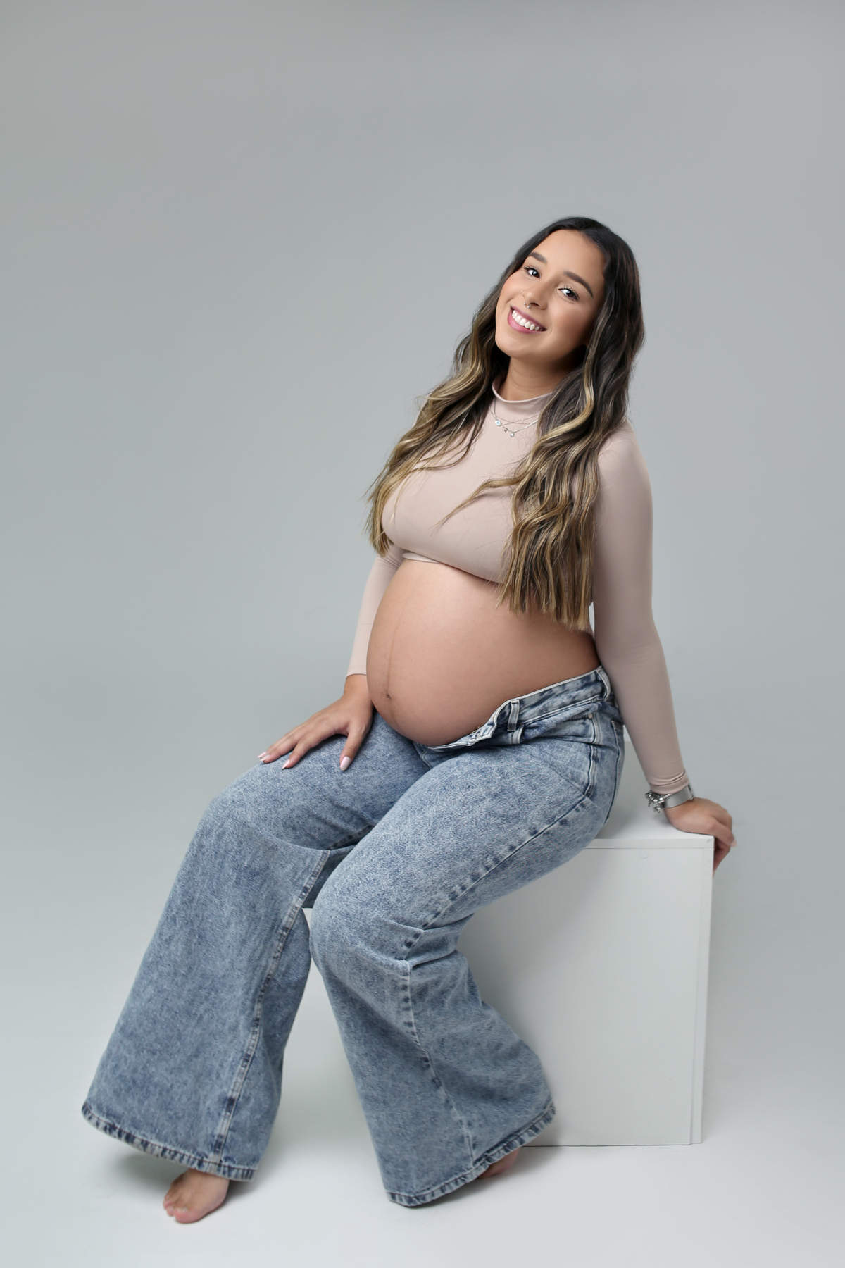 Ensaio gestante em estúdio