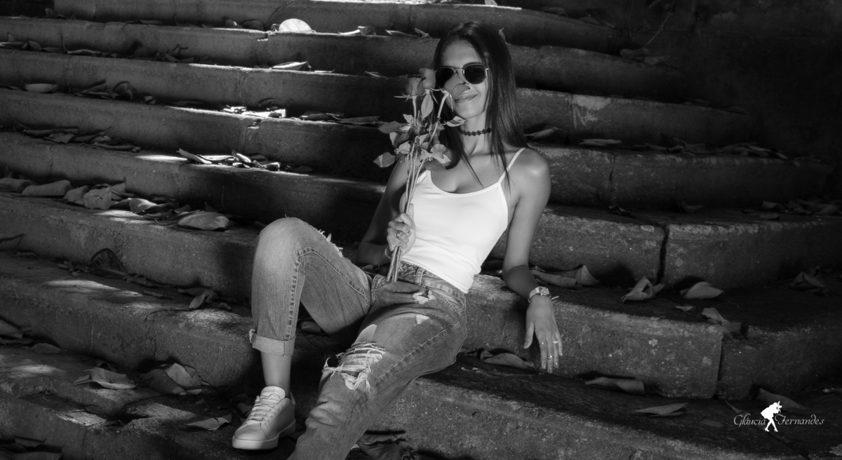 foto em escada com flores
