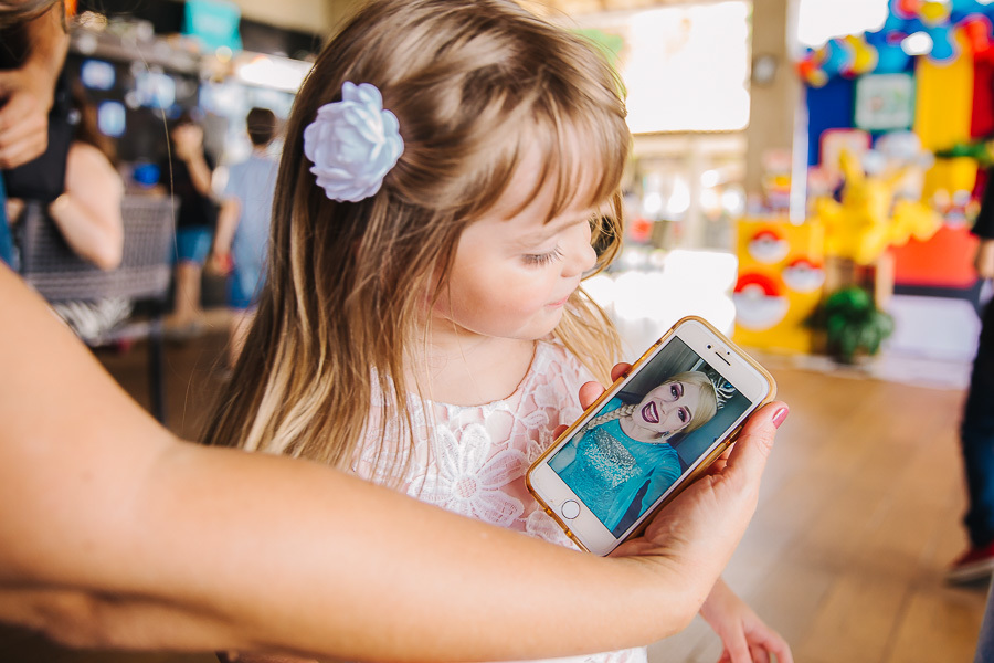 aniversario-infantil-tema-frozen-e-pokemon-iate-clube-de-brasilia-murillo-e-mari-