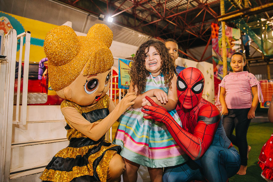 louise-6-anos-aniversario-mansao-catavento-aguas-claras-tema-lol-festa