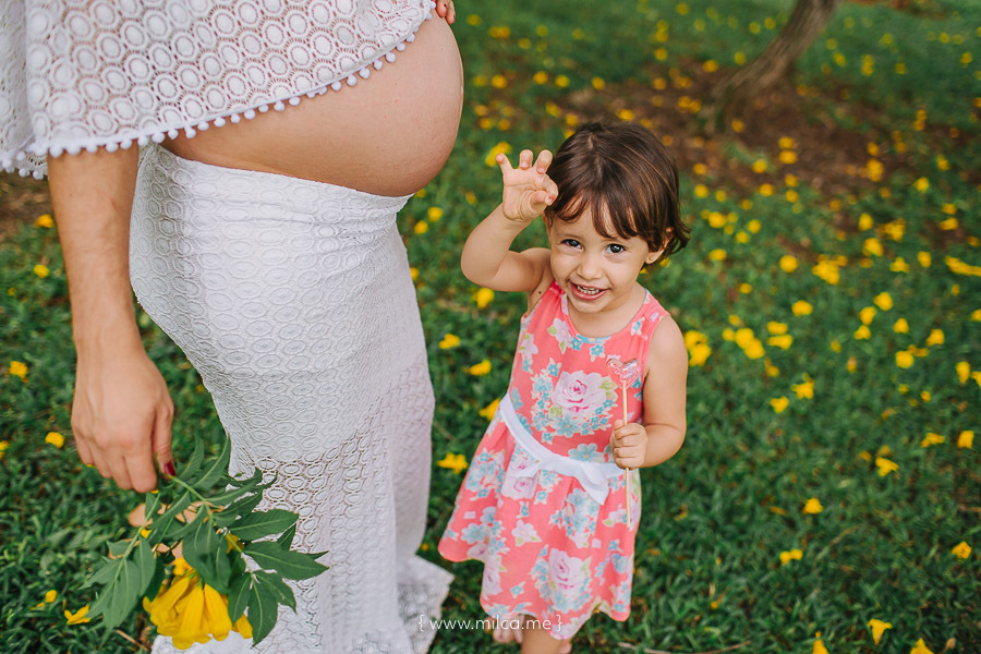 ensaio-gestante-na-igrejinha-da-quadra-308-sul-em-brasilia-book-gestante-gravida-em-brasilia