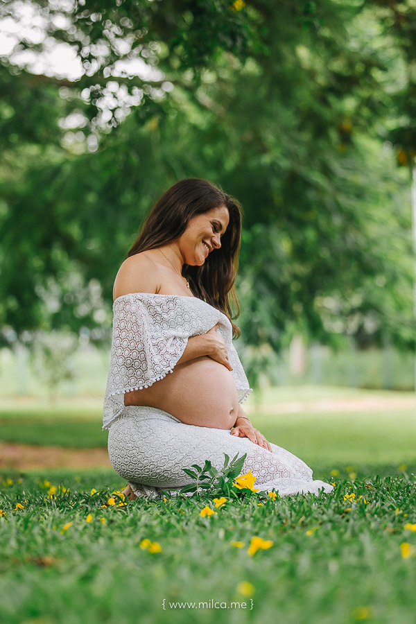 ensaio-gestante-na-igrejinha-da-quadra-308-sul-em-brasilia-book-gestante-gravida-em-brasilia