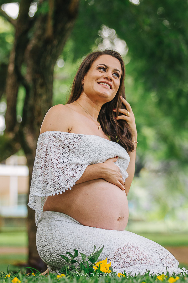 ensaio-gestante-na-igrejinha-da-quadra-308-sul-em-brasilia-book-gestante-gravida-em-brasilia