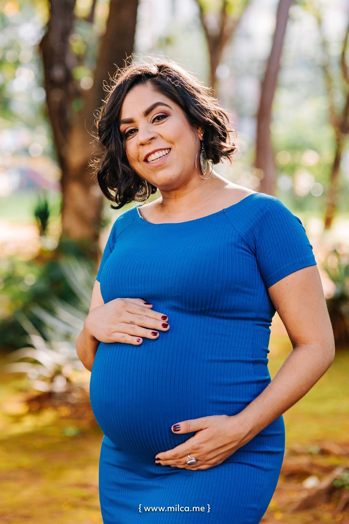 ensaio-book-gestante-vestido-azul-tenis-branco-camila-rosa-em-brasilia