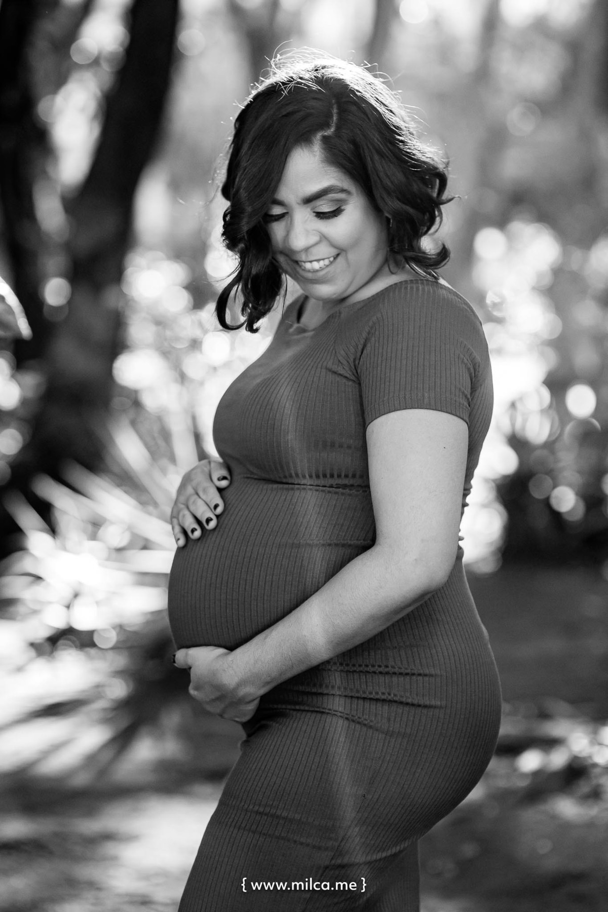 ensaio-book-gestante-vestido-azul-tenis-branco-camila-rosa-em-brasilia