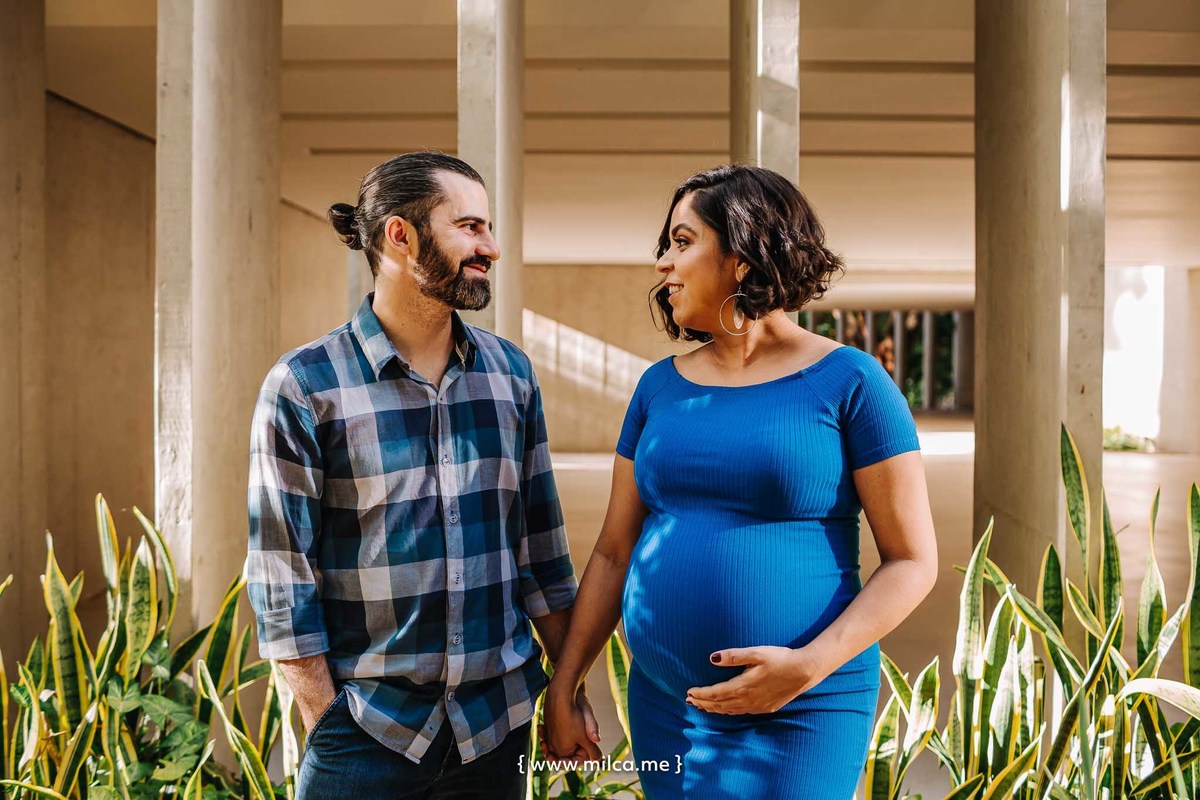 ensaio-book-gestante-vestido-azul-tenis-branco-camila-rosa-em-brasilia