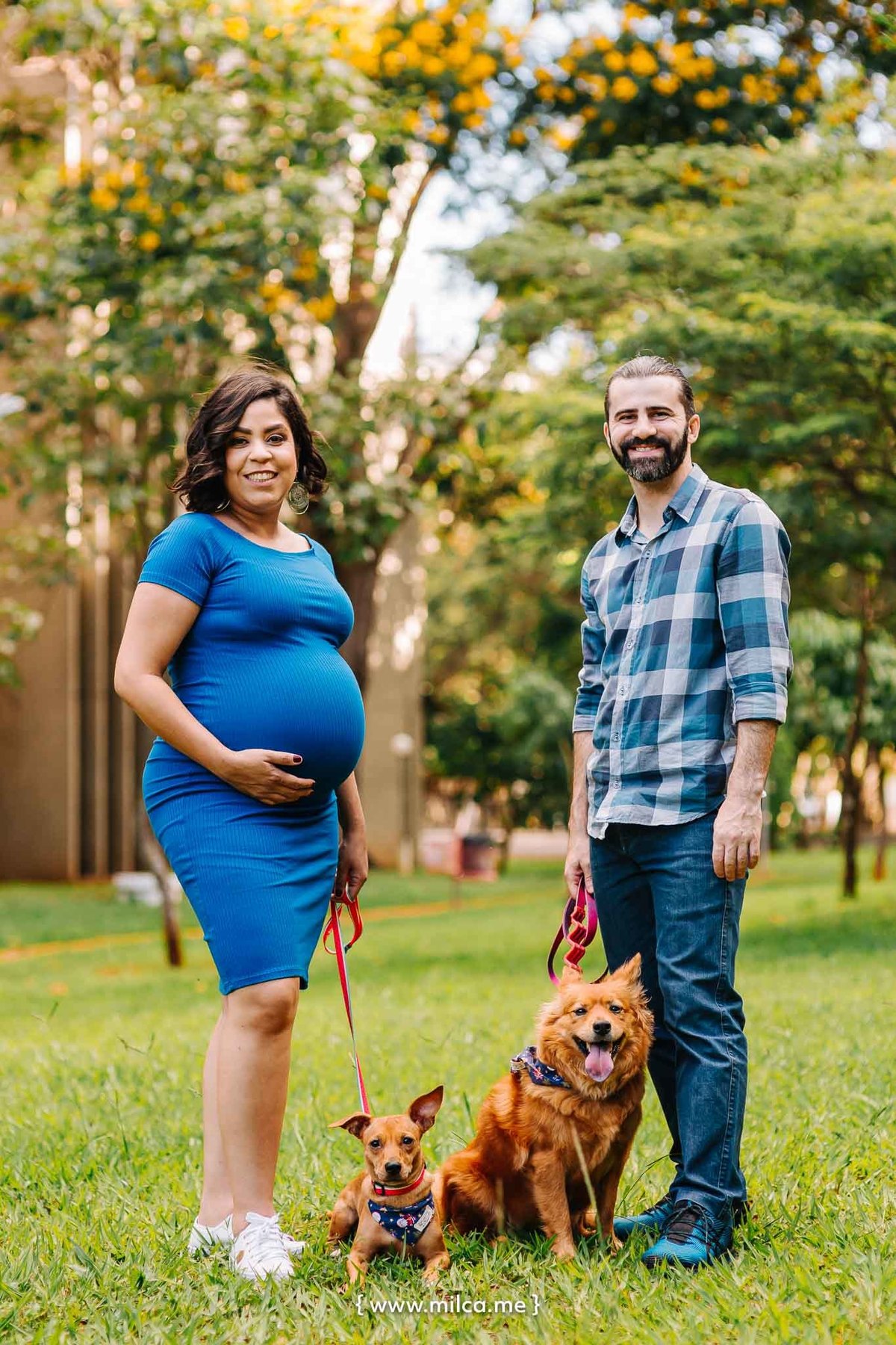 ensaio-book-gestante-vestido-azul-tenis-branco-camila-rosa-em-brasilia